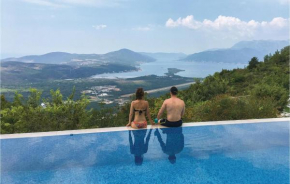 Nice Home In Kotor With Sauna
